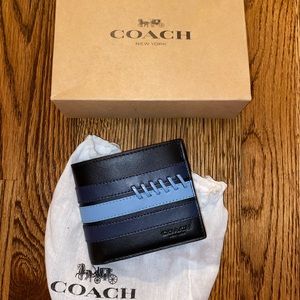 NWT men’s Coach wallet (with box and dust bag)